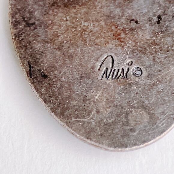 Vintage Nuri Earrings Silver Tone Shell Cabochon Art Nouveau Style 1980s Pierced - Picture 6 of 8